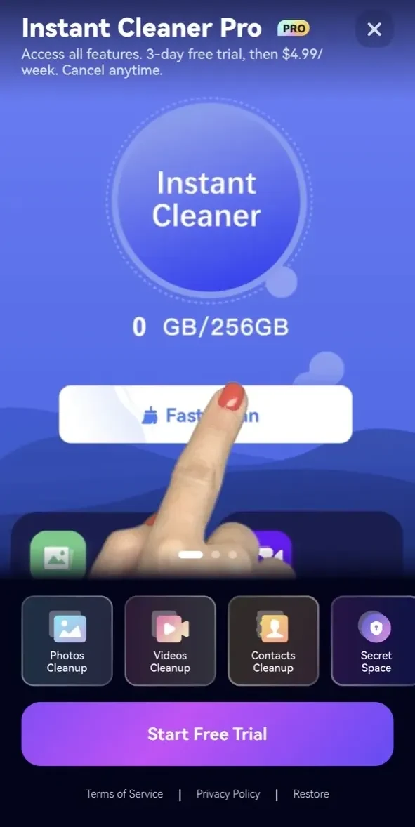 Instant Cleaner paywall screen